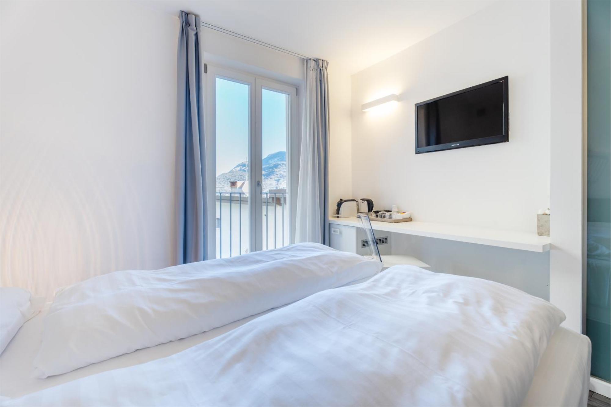 Hotel On The Rock 3*