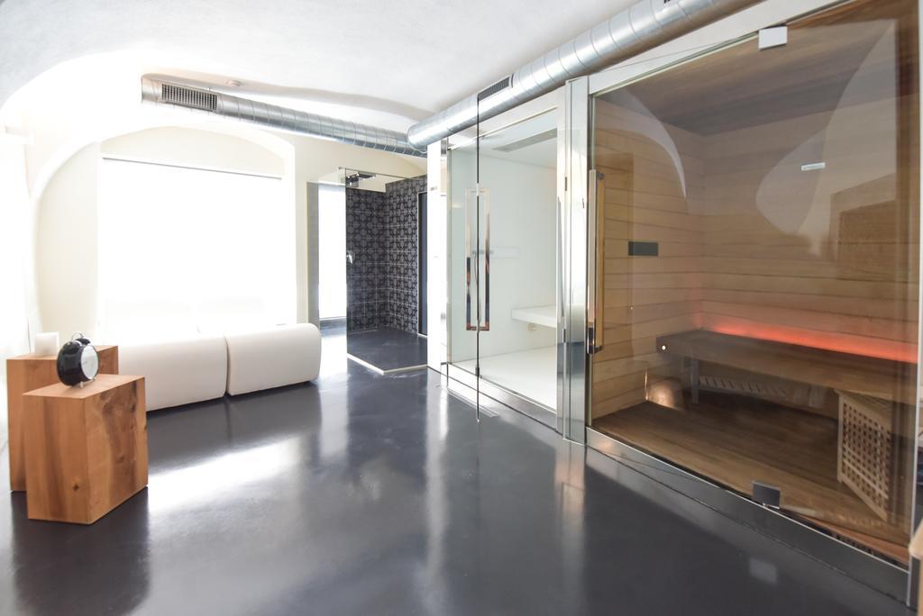 Hotel On The Rock 3*