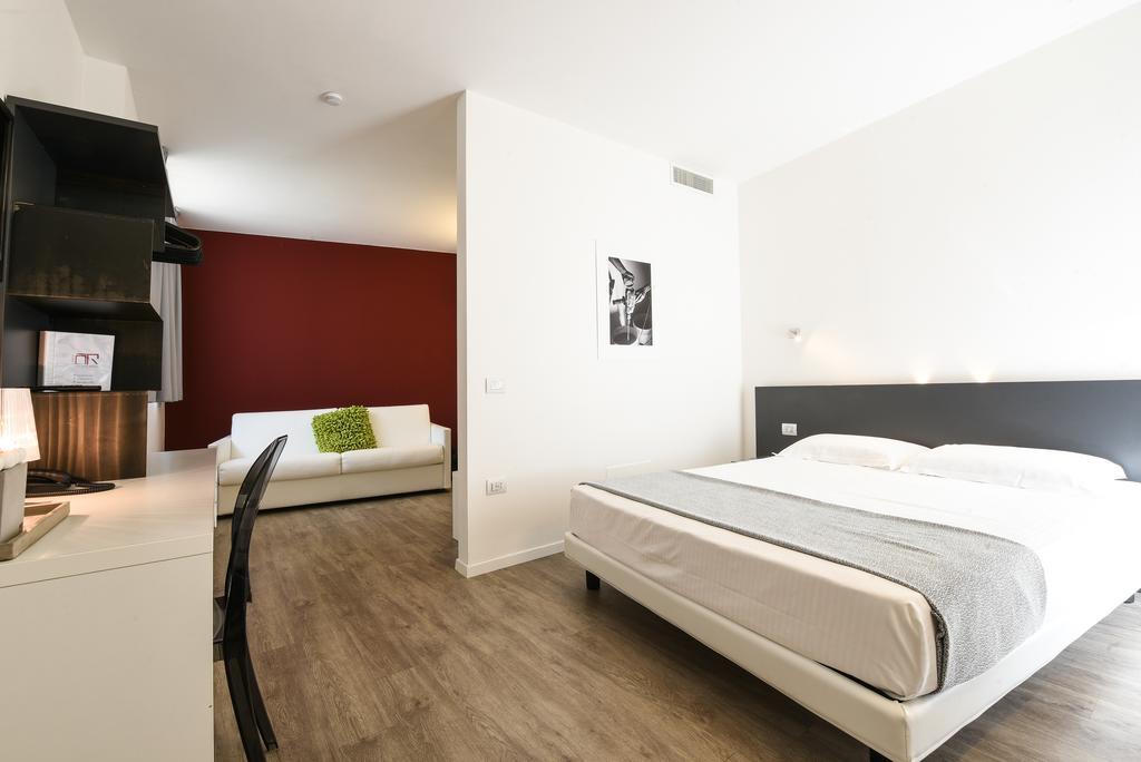 On The Rock Hotel 3*